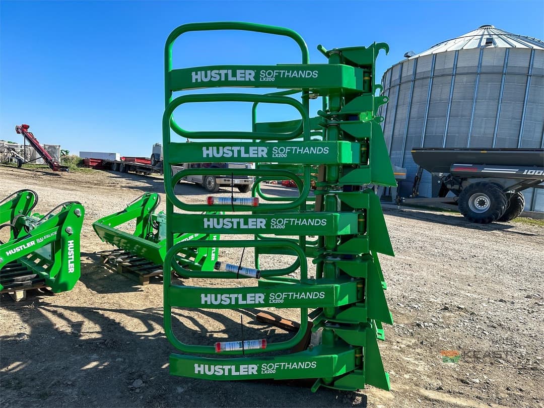 Image of Hustler Softhands LX200 Primary image