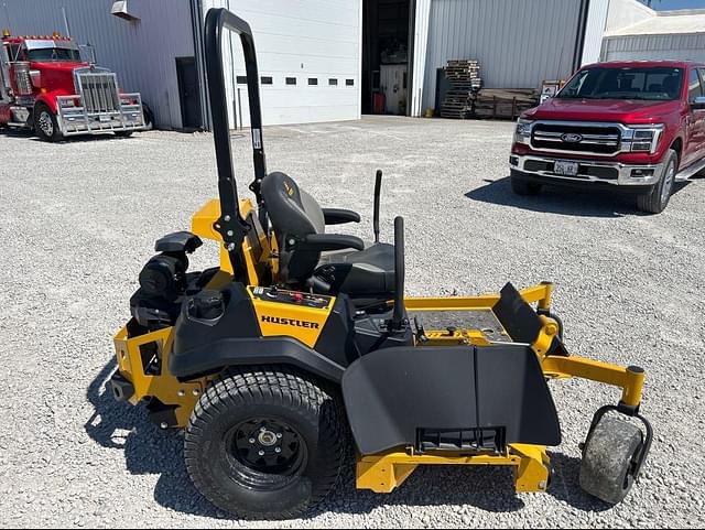 Image of Hustler Super Z equipment image 1