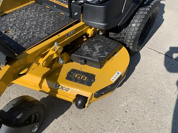 Image of Hustler X-RIDE equipment image 4