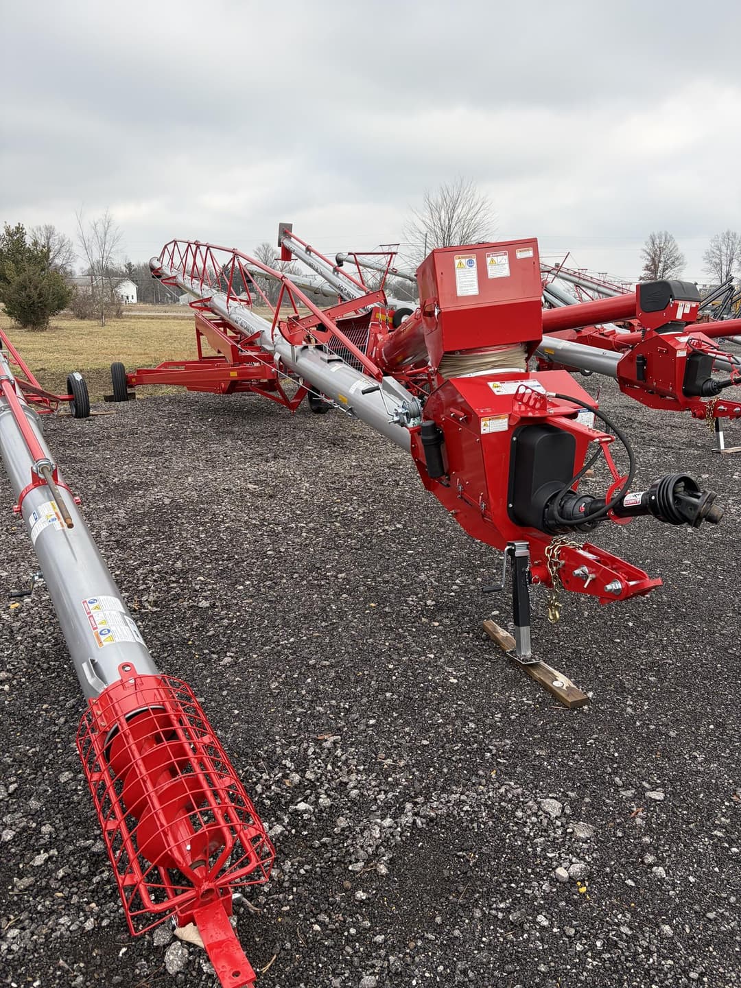 Image of Hutchinson HX2 13-84 Image 1