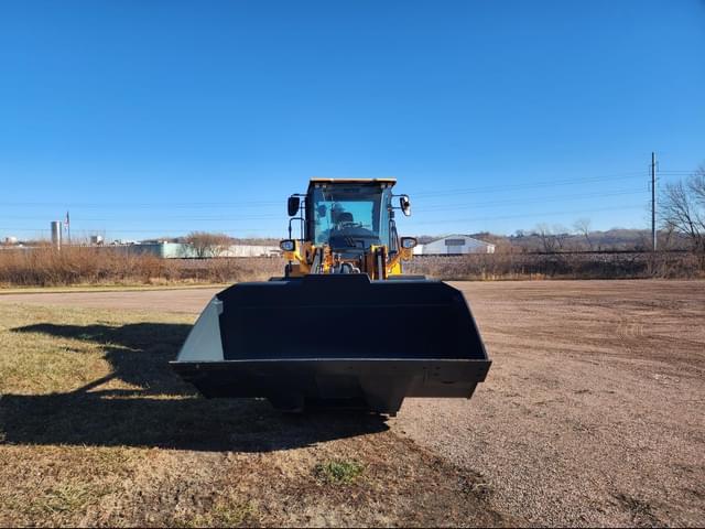 Image of Hyundai HL955XT equipment image 2