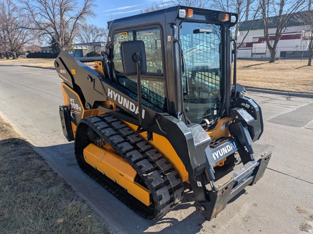 Image of Hyundai HT100V equipment image 3