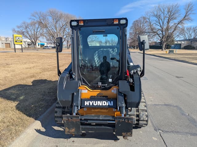Image of Hyundai HT100V equipment image 2
