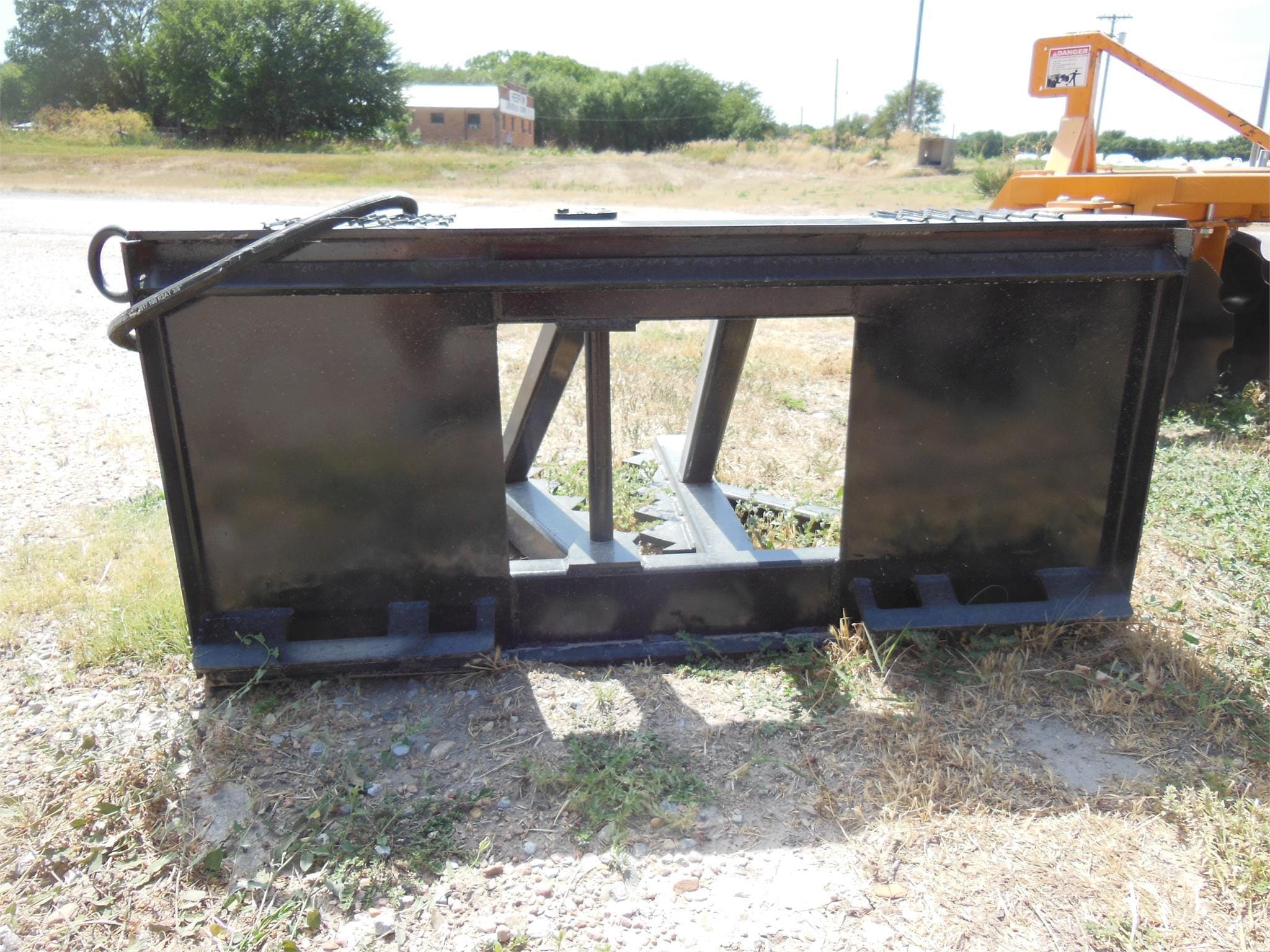 2024  Industrias America Easy Man Equipment Image0