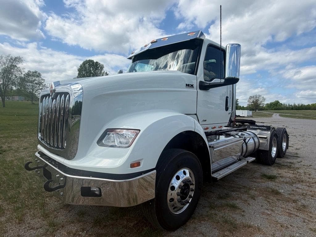 Image of International HX620 Primary image