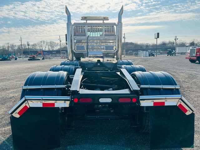 Image of International Lonestar equipment image 4