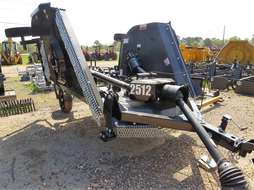 2024 IronCraft 2512 Equipment Image0