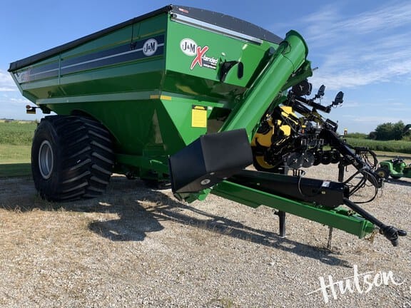 2024 J&amp;M 1312 Equipment Image0