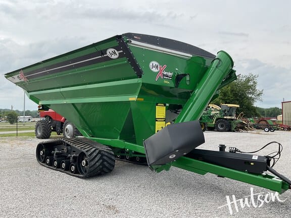 2024 J&M 1522 Equipment Image0