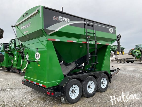 2024 J&M LC390 Equipment Image0