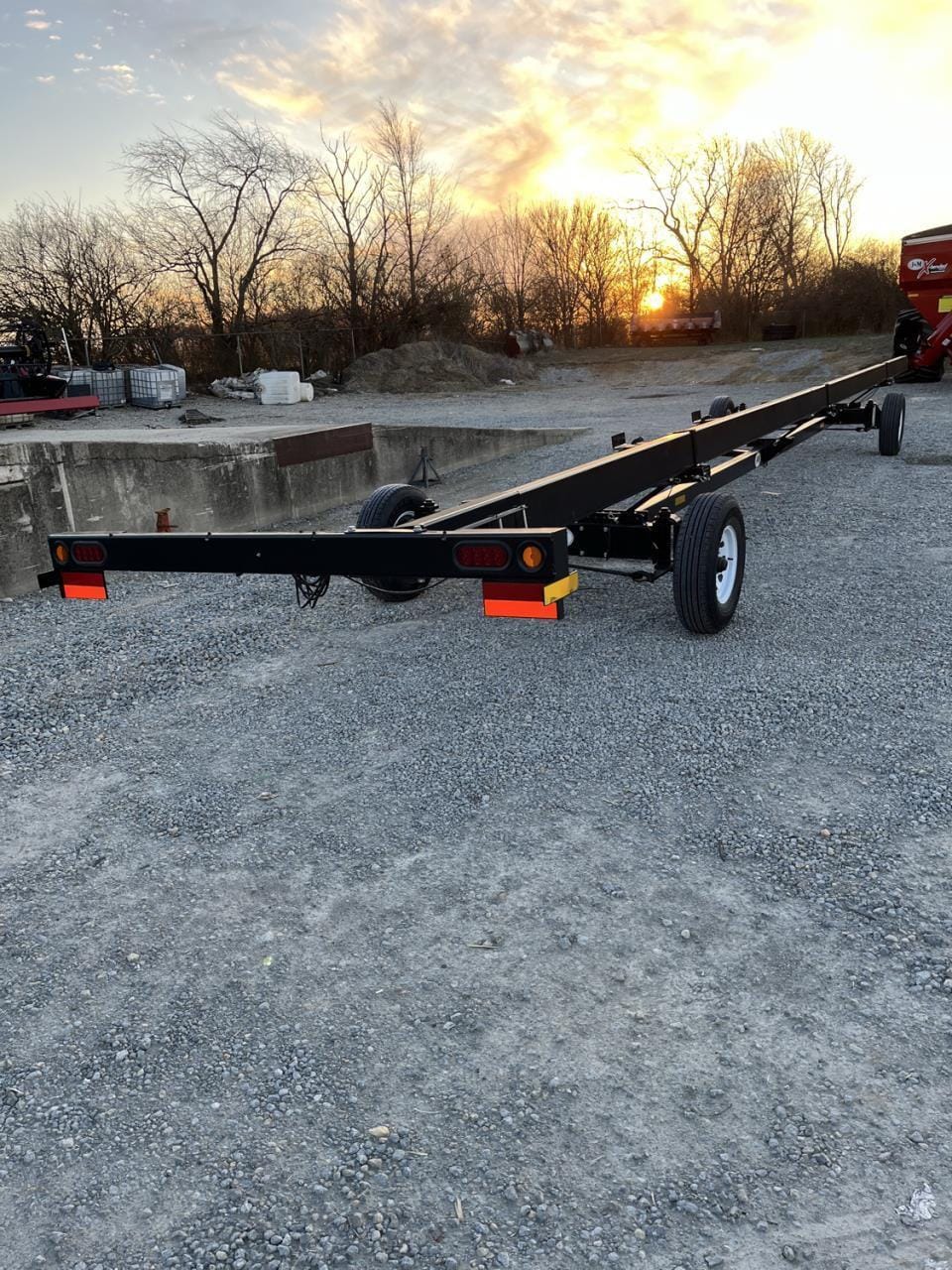 2024 J&M 4WS15 Equipment Image0