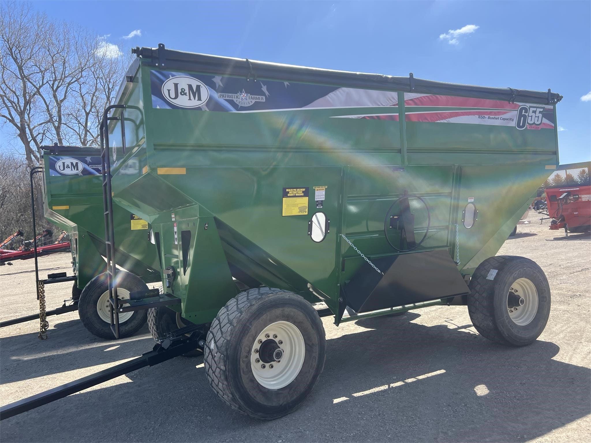 2024 J&M 655SD Equipment Image0
