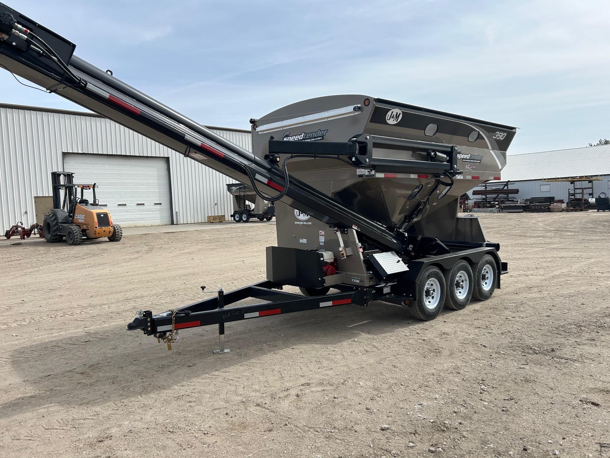 Main image J&M LC390