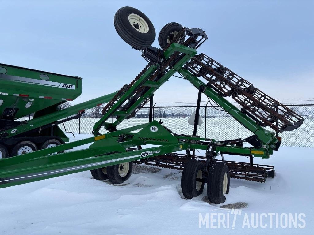 2024 J&M TF215 Equipment Image0