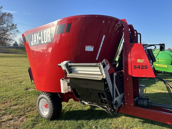 Main image Jaylor 5425