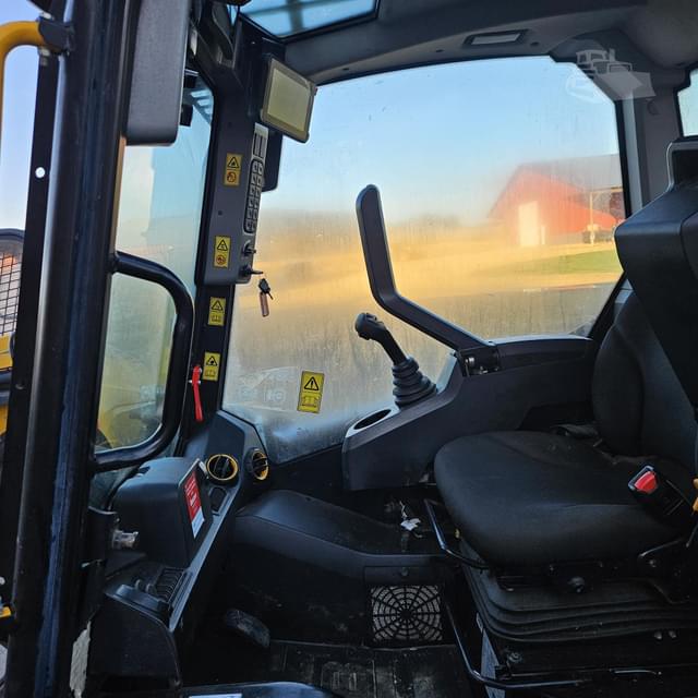 Image of JCB 270 equipment image 4