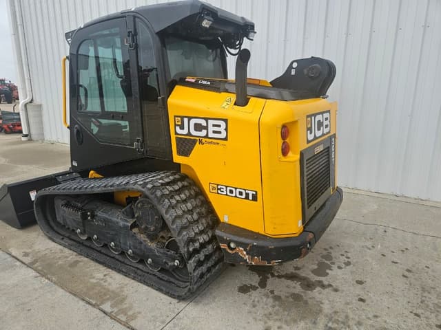 Image of JCB 300T equipment image 2