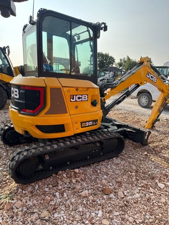 2024 JCB 35Z-1 Equipment Image0