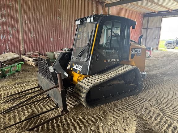 Image of JCB 3TS-8T equipment image 2