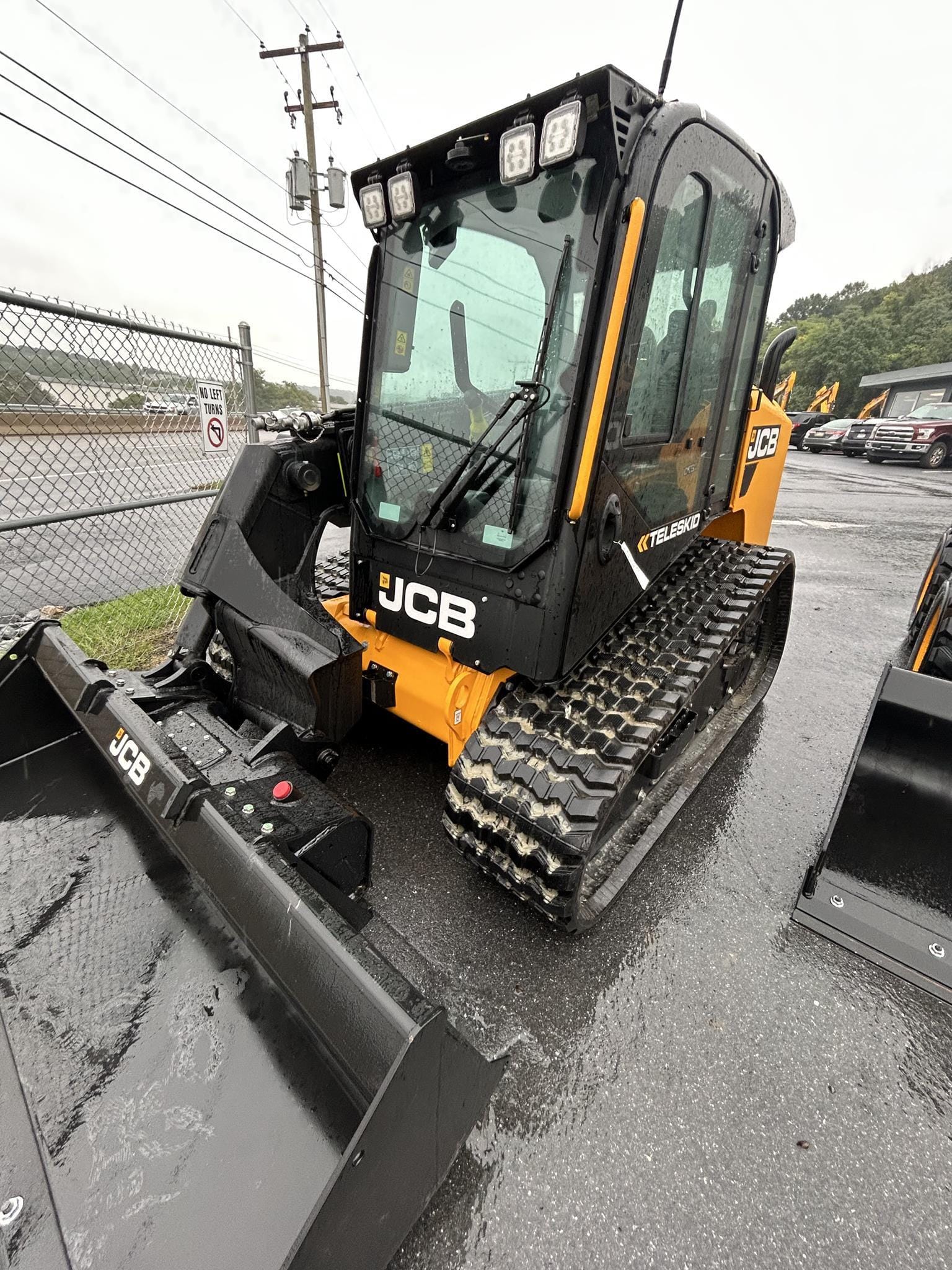 Main image JCB 3TS-8T