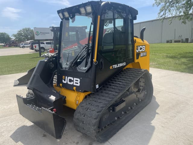Image of JCB 3TS-8T equipment image 2