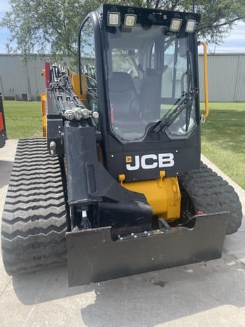 Main image JCB 3TS-8T