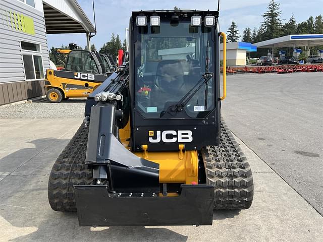 Image of JCB 3TS-8T equipment image 3