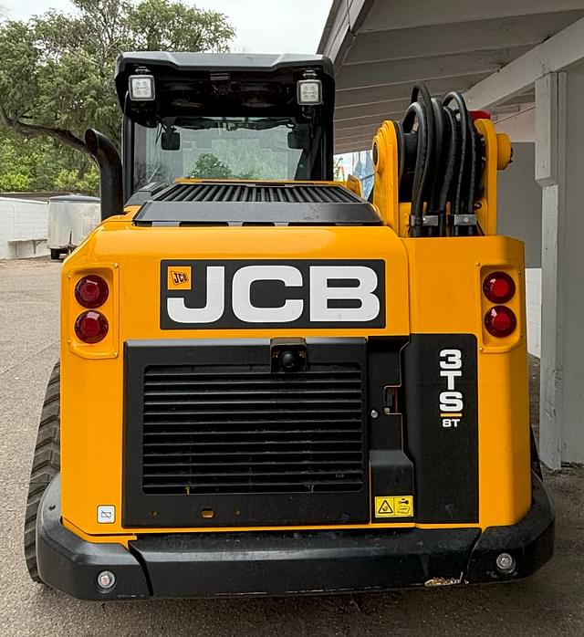 Image of JCB 3TS-8T equipment image 3