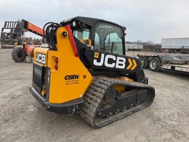 Image of JCB 3TS-8T equipment image 4
