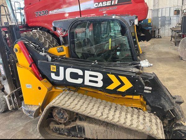 Image of JCB 3TS-8T equipment image 2