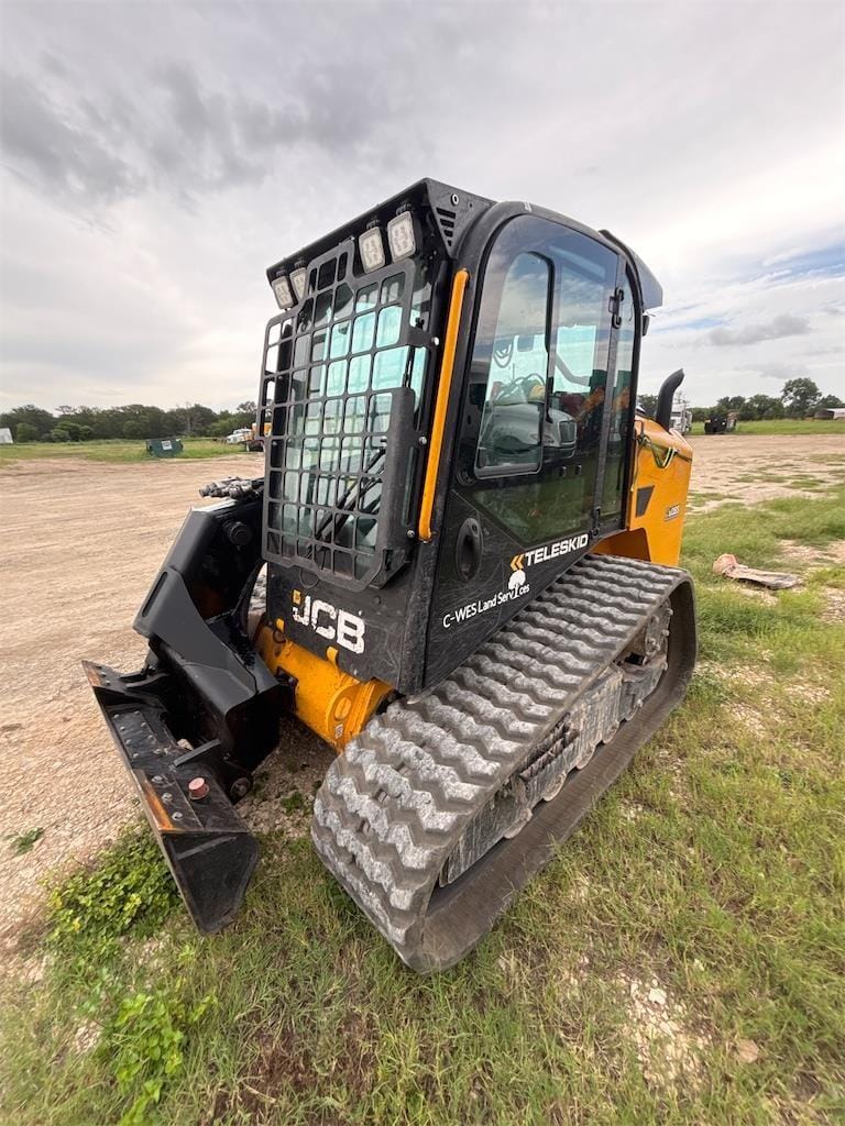 2024 JCB 3TS-8T Equipment Image0