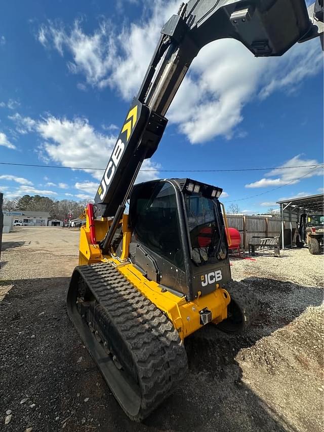 Image of JCB 3TS-8T equipment image 2