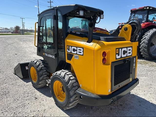 Image of JCB 3TS-8W equipment image 4