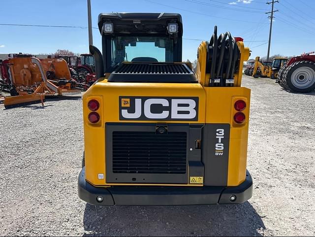 Image of JCB 3TS-8W equipment image 3