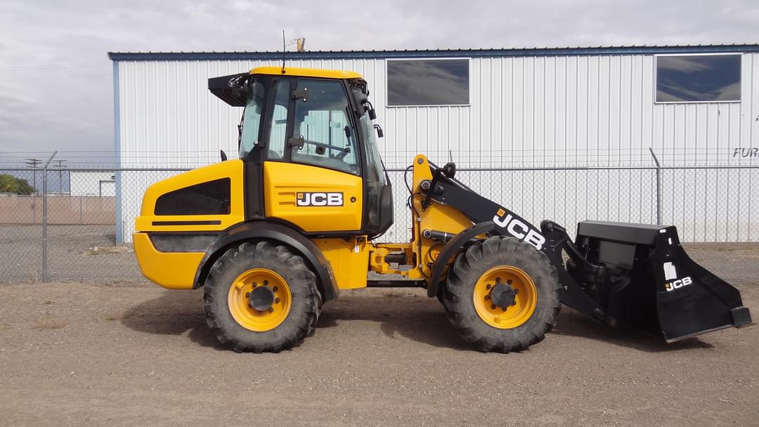 Image of JCB 409 Primary image