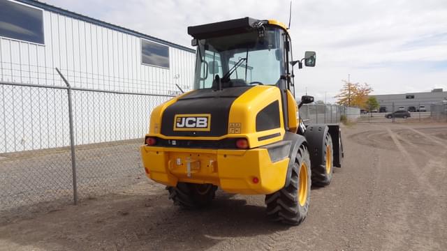 Image of JCB 409 equipment image 2