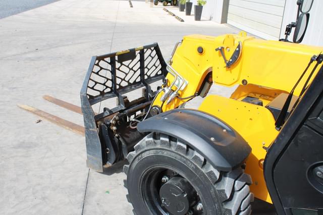 Image of JCB 505-20 equipment image 3