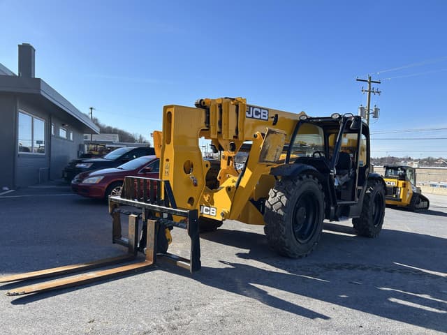 Image of JCB 510-56 equipment image 1