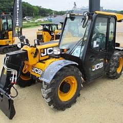 Image of JCB 525-60 Agri Plus equipment image 3