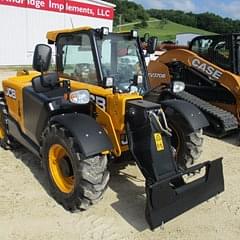 Image of JCB 525-60 Agri Plus equipment image 3