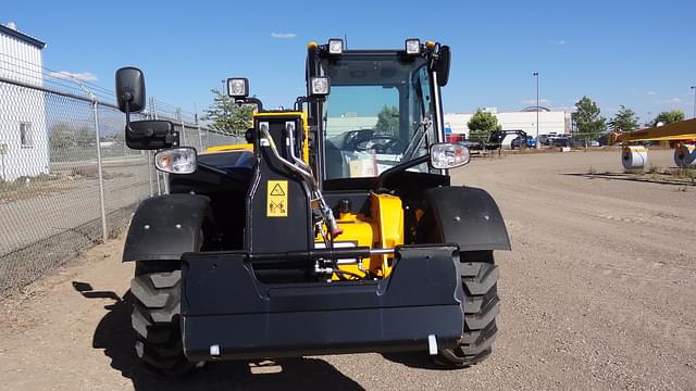 Image of JCB 525-60 equipment image 4