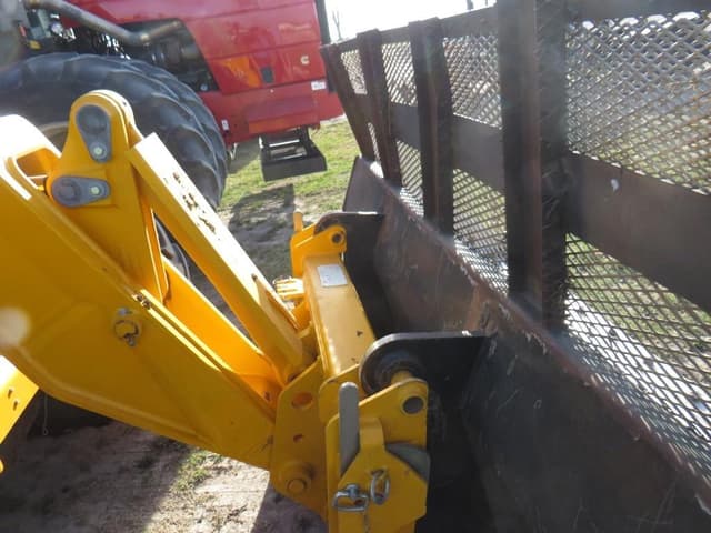 Image of JCB 532-60 equipment image 4