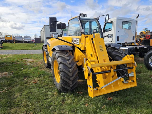 Image of JCB 532-60 Agri equipment image 1