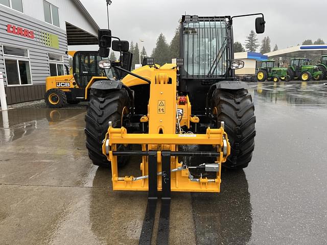 Image of JCB 542-70 Agri Plus equipment image 2