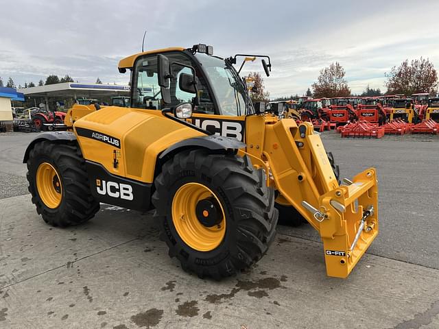 Image of JCB 542-70 Agri Plus equipment image 3