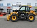 2024 JCB 542-70 Agri Plus Image