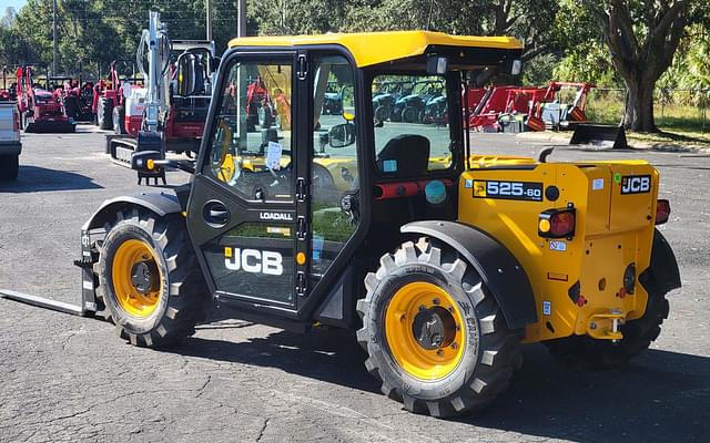 Image of JCB 525-60 Agri Plus equipment image 2