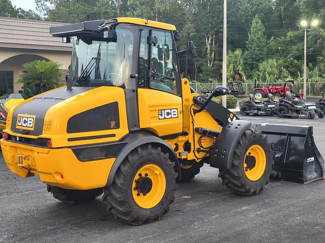 Image of JCB 409 Agri equipment image 2