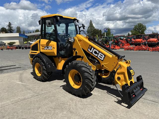 Image of JCB TM220 equipment image 4