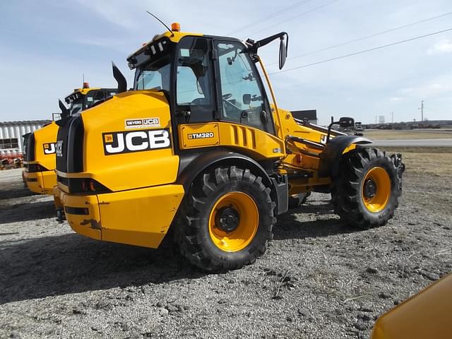 Image of JCB TM320 equipment image 3